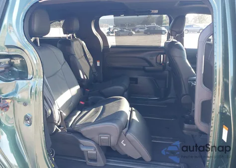 2025 Toyota Sienna Limited from USA, damaged, VIN 5TDZSKFC0SS167604